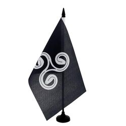 AZ FLAG - Bandiera da tavolo Bretagna Triskell Triserpent 21 x 14 cm - Piccola bandiera Triskell Breton da ufficio 100% poliestere con asta da 25 cm e base in plastica nera