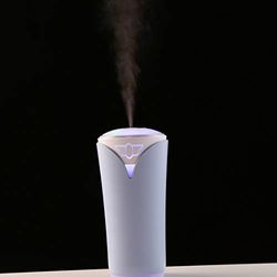 Lampada LED GU10 ES50 4,2W 345LM 840 36°, ideale per illuminazione efficiente e di qualità. Fornisce una luce 4000 K e un fascio di 36 gradi, perfetta per evidenziare gli spazi.