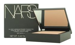Nars - Fondotinta in polvere luminosa per tutti i giorni