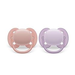 Philips Avent Sucette ultra-douce - 2 sucettes douces et flexibles pour bébés âgés de 0 à 6 mois, sans BPA, avec étui de transport stérilisateur (modèle SCF091/31)