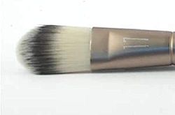 Novara Facial Makeup Brush - 1 Piece