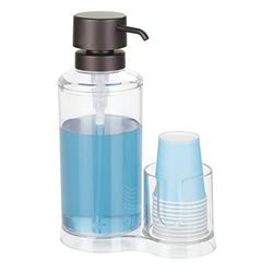 mDesign Dispenser a pompa trasparente per collutorio - Aiuto ideale per l'igiene orale - Portabicchieri integrato per bicchieri in cartone e plastica - Capacità massima di riempimento 581 ml