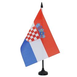 AZ FLAG - Drapeau De Table Croatie 21x14 cm - Petit Drapeau Croate De Bureau 100% Polyester Avec Hampe De 25cm Et Socle En Plastique Noir