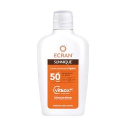 Ecran Sunnique mleko chroniące przed słońcem UPF 50, ochrona UVB + UVA i IR-A, wzmacnia obronę, chroni skórę, nawilża 24 h, formuła z VitEox 80, dla całej rodziny, 200 ml