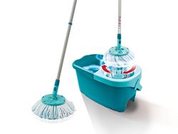 Leifheit Set Clean Twist Disc Mop Ergo Mop Pavimenti Turchese, Lavapavimenti Professionale Flessibile a 360°, Mop Rotante con Manico Regolabile