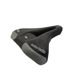 Selle Italia MAZE - Cykelsadel för Män med Soft Touch Seat, Super Resistant och Ultralight Ram - Svart