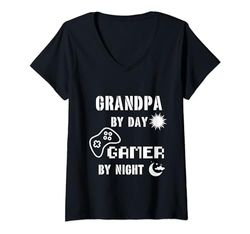 Mujer Funny Grandpa by day gamer by night Cool grandpa Camiseta Cuello V