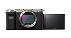 Sony Alpha 7 C - Fotocamera Digitale Mirrorless Full-frame, compatta e leggera, Real-time Autofocus, 24.2 MP, Stabilizzatore integrato a 5 assi, lunga durata della batteria (Argento)