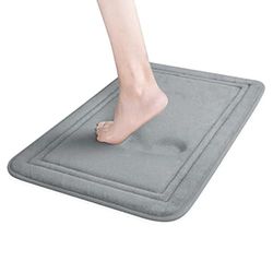 ITSOFT Tapis de Salle de Bain en Mousse à Mémoire - Tapis de Baignoire Absorbant, Antidérapant et Lavable en Machine (Gris, 150x58 cm)