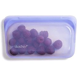 stasher Borsa per snack (Ametista) | Sacchetti riutilizzabili per congelatore da viaggio e conservazione degli alimenti, sacchetto in silicone con cerniera | 21 cm x 14 cm x 1,3 cm/290 ml