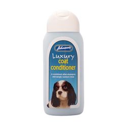 Johnsons Luxury Coat Conditioner 200ml,White