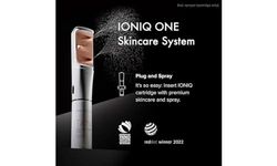 IONIQ Skincare Starter Kit mit IONIQ ONE Sprayer plus TAN Medium, BODY und SUN SPF30 Kartusche - Natürliche, streifenfreie Kosmetik in nur drei Minuten - Magnetic Skin Technology