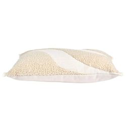 HOME DECO FACTORY, TX0090, Coussin Ethnique Beige et Blanc en Bouclette, Confort Exceptionnel, Polyvalent pour Salon ou Chambre, Facile d'entretien, Durable, 30x50 cm, Beige et Blanc