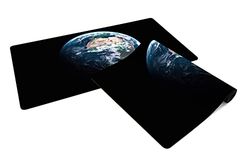 PLAYMATS Muismat - aarde 61 cm x 35,5 cm - rubberen bureauonderlegger met antislip achterkant, ideaal voor werk en games