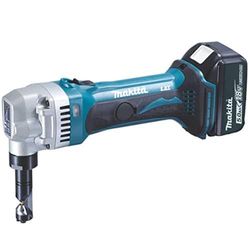 Makita - Djn161rtj inalámbrico nibbler 1,6 mm, 18 v / 5.0 ah, 2 baterías y cargador en makpac