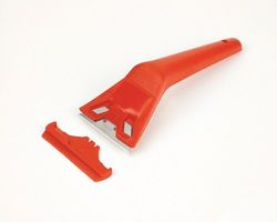(6) Cepillo de plástico