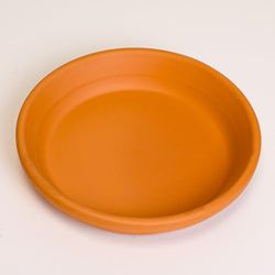 Plato de Maceta de Terracota Artesanal de 42 cm de diámetro con Acabado Liso, Diseño Clásico para Decoración de Interiores y Exteriores. Ideal para Plantas de Mediano Tamaño