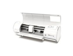 Siser Juliet® Plotter da taglio ad alta definizione – Con una luce di 30cm, Juliet taglia materiali sia con che senza il tappetino incluso (30x30cm).