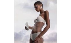 IONIQ Skincare Starter Kit mit IONIQ ONE Sprayer plus TAN Dark Kartusche - Goldene, streifenfreie Bräune in nur drei Minuten - Magnetic Skin Technology - Bis zu 7 Tage natürlicher Glow