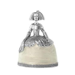 FIGURA MENINA RESINA PLATEADA 11X6X15CM