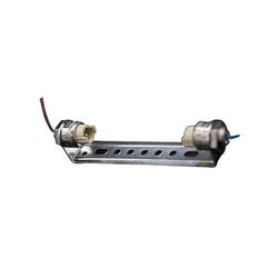 Doppio attacco R7s J78 con cavo in teflon, ideale per lampade lineari da 78 mm. Perfetto per un'illuminazione efficiente e duratura.
