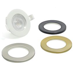 VoltShine Applique LED 7W IP54 4500K: Perfetto per illuminare interni ed esterni. Resistente all'umidità e alla polvere, fornisce luce bianca naturale che trasforma e rivitalizza ogni angolo.