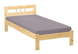 Bedframe van massief grenen met naturel afwerking