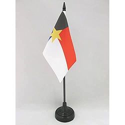 AZ FLAG - Drapeau De Table Manche Indépendentiste - 15x10 cm - Mini Drapeau Régionaliste Manchois De Bureau 100% Polyester Avec Hampe De 25cm Et Socle En Plastique Noir