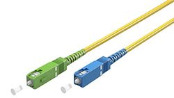 goobay 59666 Câble à fibre optique (FTTH) / monomode (OS2) simplex/SC APC (8°) mâle vers SC-UPC (8°) mâle/câble à fibre optique / 30 mètres