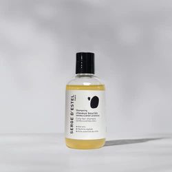 Shampoing Cheveux Bouclés 100ml Nettoie en Douceur vos Cheveux Bouclés et Préserve la Qualité de vos Boucles 100% Vegan Certifiée COSMOS NATURAL Made in France Format Voyage
