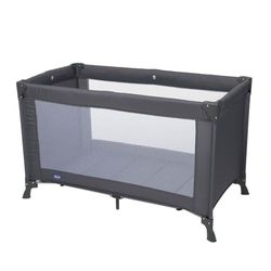 Chicco Good Night Cuna de Viaje para Bebés y Niños desde el Nacimiento hasta 15 Kg, Cama Bebé Plegable y Compacta Con Colchón, Cuna Portátil con Laterales de Malla y Bolsa de Transporte, Gris