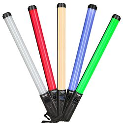 Rollei Lumis Glow RGB LED staaflicht, lichtstaaf met 256 kleurnuances en 7 lichteffecten. Mobile fotolamp ideaal voor protrait fotografie en lichte painting. 114 LED strips 1100 lx (5500 K, 100%)