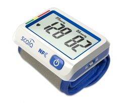 scala SC 6027 NFC digitales Handgelenkblutdruckmessgerät mit Datenübertragung und Datenmanagement mit einer APP und APP mit Sprachausgabe in 15 Sprachen