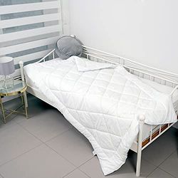 Karaca Home antibakteriella sängkläder, lätt, 130 x 195 cm, Oeko-TEX, håller dig varm, bekväm, naturliga trådar, mysig, estetisk, snygg, tillverkad i Turkiet