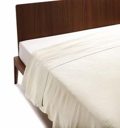 SWEET HOME Guzzini Classic - Single Bedspread 180 x 260 cm 100% Cotton OekoTex Certified Single Bed Spring Summer Soft Lightweight Quilted Bed Cover, Breathable Comfort Every Season