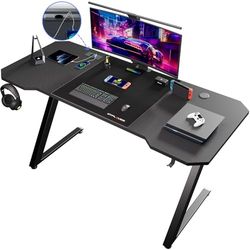 GTPLAYER Bureau Gaming 120 x 60 cm, Bureau Gamer avec Prise de Courant, Table Gaming PC avec Tapis de Souris, Crochet pour Casque, Noir