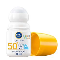 NIVEA SUN Babies & Kids Sensitive Roll-on FP 50 (1 x 50 ml), protetor solar infantil extra resistente à água, creme solar para bebés e crianças, protetor solar roll-on para pele sensível