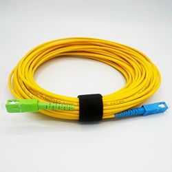 Amazinnov - Câble Fibre Optique 5m pour Freebox Pop, Ultra, Révolution - Jarretière Simplex Monomode SC-APC vers SC-UPC