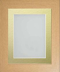 Frame Company Watson Beech Picture Photo Frame fitted with Perspex, 9x7 inch with Gold Mount for image size 7x5 inch
