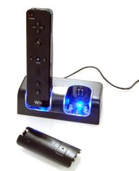 Twin Remote Charger - Black (Wii)