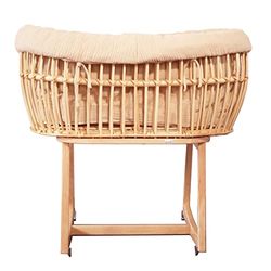 Geuther Rattan Rocker kan worden gebruikt als wieg of bassinet Hoge zijwanden Matras met geperforeerde kern van rotan, mousseline en massief hout Optimale luchtcirculatie Kleur: Beige