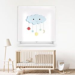 Blindecor Digitale | Tenda avvolgibile traslucida stampata | Famiglia dei bambini | Modello F-Nube Ciondolo | 130 x 180 cm (larghezza per altezza) Dimensioni del tessuto 126 x 175 cm | Tende per