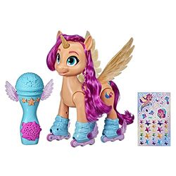 My Little Pony: A New Generation Movie Sing 'N Skate Sunny Starscout - Interactive 22.5-cm Remote Control Toy with 50 Reactions, Lights