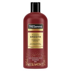 TRESemme Keratin Smooth Shampoo salon professional quality hair care for 72h frizz control, smoothness & shine 680 ml