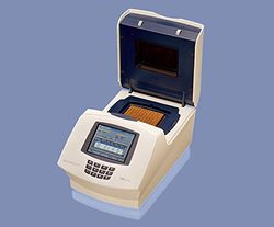 dutscher 049961 thermocycleur labcycler sensoquest modello gradiente, con blocco lega/argento 96 pozzo 0,2 ml o microplaque PCR