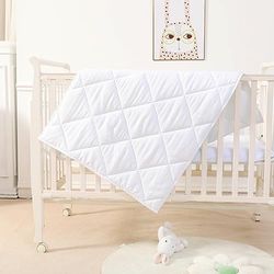 Mjuk Baby och Barn Täcke 100x135cm - Bekväm Komfort och Tvättbar - Perfekt för Säng i Storlek 70x140cm - Varmt och Bekvämt Täcke för Middagslur på Förskolan - Pläd för Flickor och Pojkar