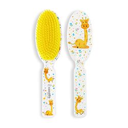 Cepillo de pelo para Bebé desde 9 hasta 17 meses - Con Púas Suaves y Flexibles - Ideal para Limpiar Costra Láctea sin Dolor o Incomodidad - Sin BPA - Con Dibujo de Jirafas - Ecofriendly - Casalfe