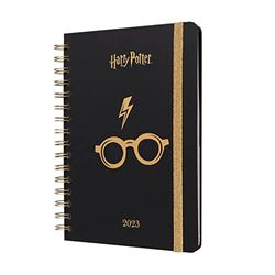 Officiell Harry Potter A5 2023 veckoplanerare | januari 2023 - december 2023 | 2023 veckoplanerare | A5-planerare med klistermärken och ficka | 2023 dagbok | Harry Potter-gåvor