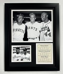 Legends Never Die Hank Aaron, Roberto Clemente And Willie Mays Framed Photo Collage, 11 da 35,6 cm
