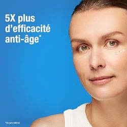 Neutrogena | Siero anti-invecchiamento Retinol Boost (flacone pompa da 30 ml) – Trattamento viso per combattere i segni visibili dell'età – Siero al retinolo per tutti i tipi di pelle